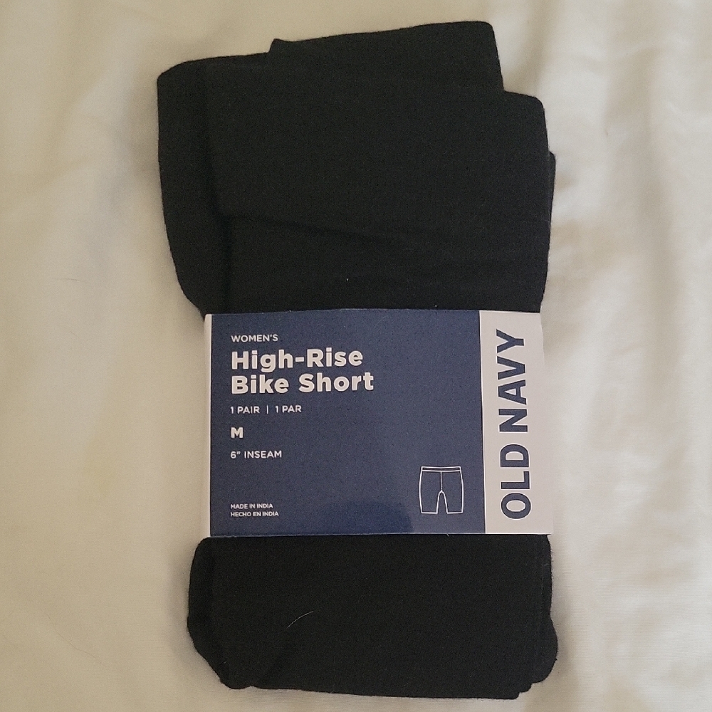 Old Navy Black High-Rise Bike Shorts